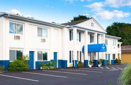 Middletown Hotel | Rodeway Inn Middletown - Newport