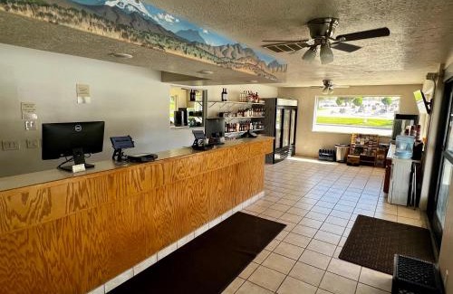 Winnemucca Hotel | Rodeway Inn - SFI Winnemucca