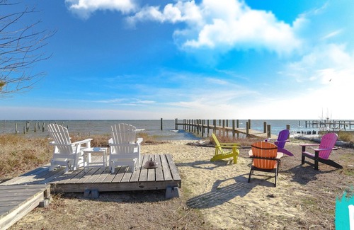 Point Lookout Cottage | Rodo Beach Cottage - Dog Friendly Private Beach with Pier - Tesla Charger