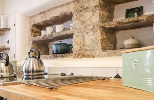 Garsdale Cottage | ROGER POT, pet friendly, with open fire in Sedbergh