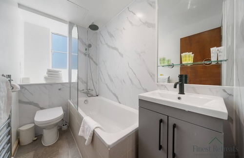 Courtfield Apartment | Roland House - Two Bedroom A