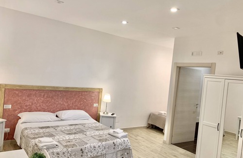 Municipio 2 Bed & Breakfast | Romano Lounge b&b Modern studio apartment with Restaurant