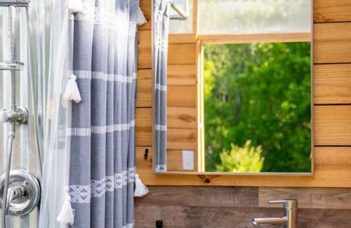 Newport Other | Romantic A Frame Tree House at Glamping Goat Farm!