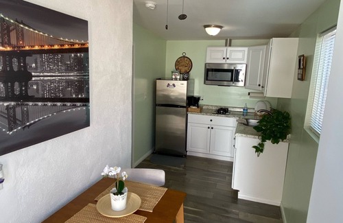 Las Vegas House | Romantic and Relaxing Studio