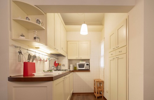 Santa Croce Apartment | Romantic apartment close to Palazzo Vecchio