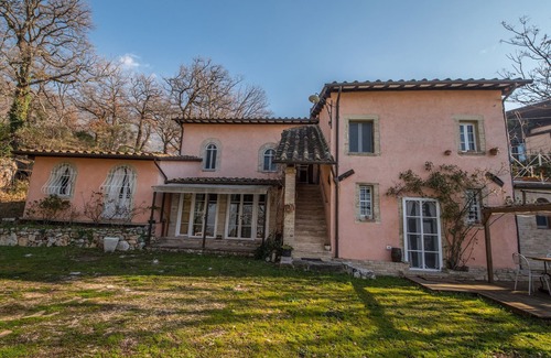 Assisi Apartment | Romantic Apartment "From Wand"