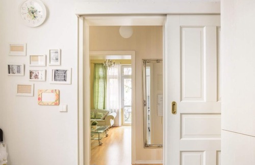 Baden Baden Old Town Apartment | Romantic apt with balcony in the heart of Baden-Baden
