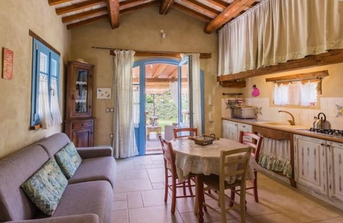 Mondavio Cottage | Romantic cottage "Tulips" - Agriturismo Borgo la Rovere