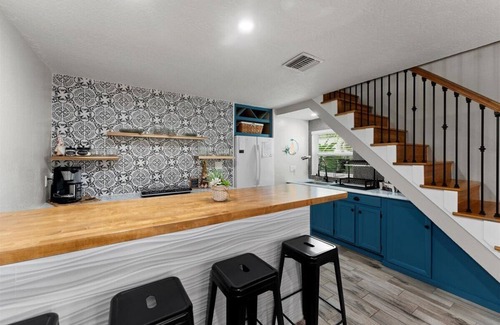 Cocoa Beach House | Romantic Getaway: Private Hot Tub & Honeymoon Suite Steps from the Beach