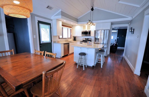 Ozark Cottage | Romantic Historic Cottage in the Ozarks!