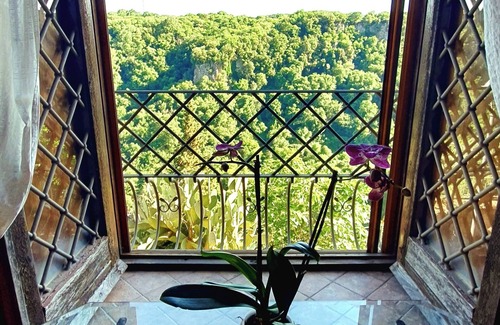 Castel Sant'Elia House | Romantic house with loft, ideal for couples and families up to 5 people.
