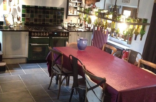 Compolibat House | Romantic house with a view