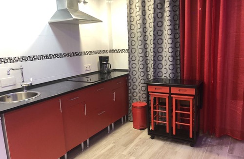 Algeciras Apartment | Romantic loft with JACUZZI