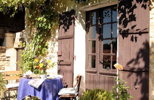 Varaignes House | Romantic natural stone cottage in the idyllic natural park Perigord - Limousin