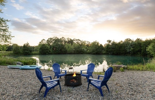 Farmington Cabin | Romantic renovated country cabin with views.