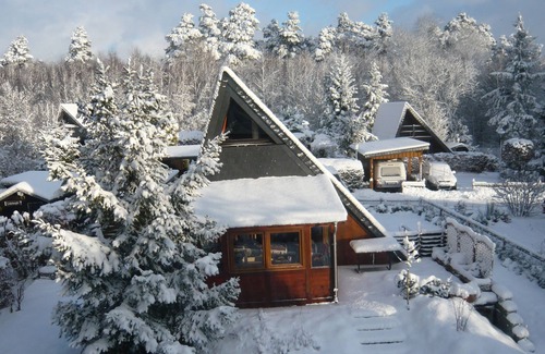 Blankenheim House | Romantic roof-only house Large basement with asbestos-free roof Winter garden