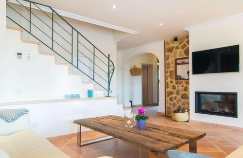 Capdepera Villa | Romantic, rustic finca with great facilities.