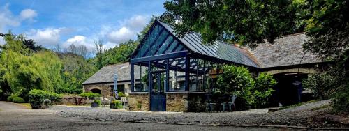 Ruan High Lanes House | Romantic Secluded Hideaway Cottage in Cornwall