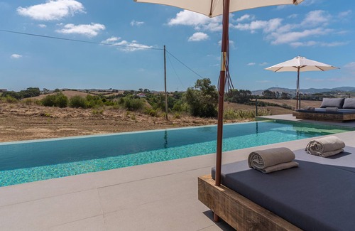 Ferrel Villa | Romantic suite for 2 with swimming pool