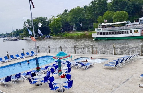 Saugatuck Condo | ROMANTIC TOP FLOOR, DOWNTOWN NESTING w KING BED & WATER VIEW OF MT. BALDHEAD