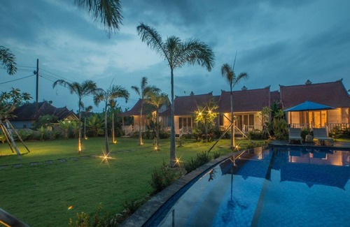 Mushroom Bay Cottage | Romantic tree house in Nusa Lembongan, walk far to the beach