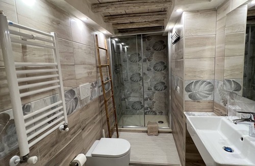 Repubblica Apartment | Rome historic center 800 meters from Trevi Fontain, 2 bathrooms