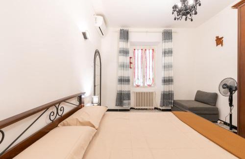 Tuscolano House | Rome House - Free WiFi - Secret Garden