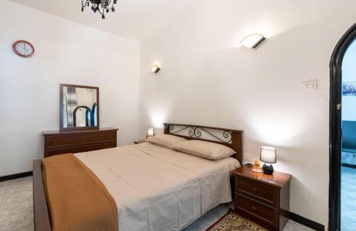 Tuscolano House | Rome House - Free WiFi - Secret Garden