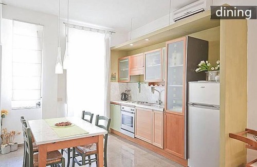 San Giovanni Apartment | Rome: Lovely and cheap flat in the central area Appio -San Giovanni
