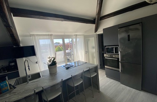 Albate Apartment | Rooftop Openspace With Balconies, Parking and bbq