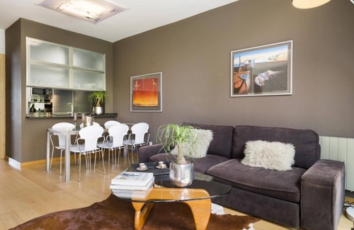 el Fort Pienc Apartment | Rooftop Pools Apartment, by Old Town!