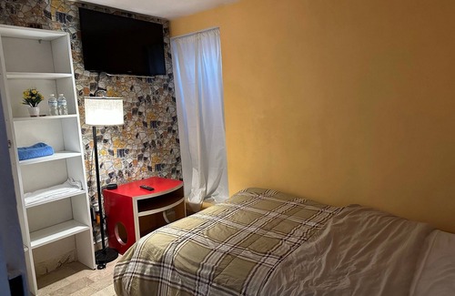 Pachuca House | Room “11”, own bathroom - private