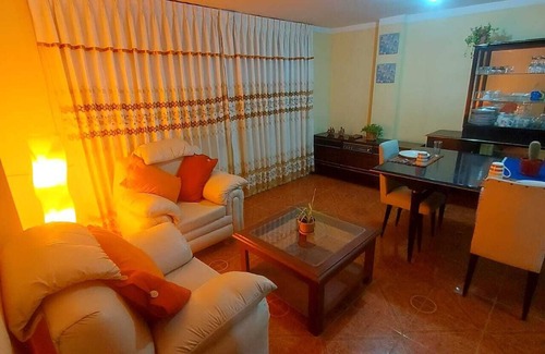 Lake Titicaca - Puno Apartment | "Room 2 minutes from the center" (pets allowed)