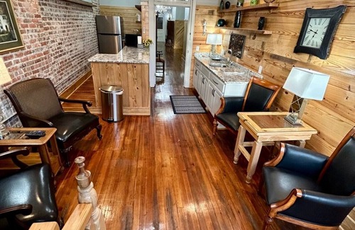 Carthage Hotel | Room 3 (sleeps 2) at Chipley's Squareview Inn