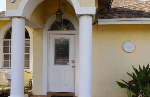 Lake Worth House | Room A in a nice house