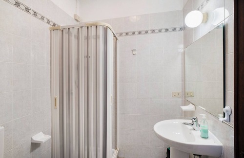 Ranzo Other | Room 'Camera Cristina' with Sea View, Shared Garden and Wi-Fi