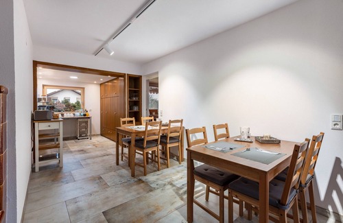 Bad Bellingen Apartment | Room 'Doppelzimmer 2 - Müller Thurgau' with Shared Terrace, Shared Garden and Wi-Fi