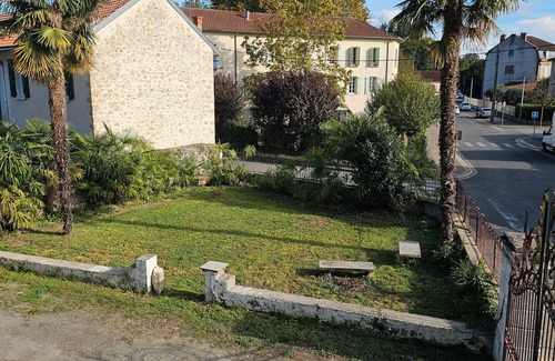 Salies-du-Salat Apartment | Room 'Double Room' with Shared Terrace, Wi-Fi and Air Conditioning