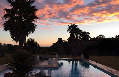 Saint-Nazaire Apartment | Room 'Esprit Du Sud' with Shared Pool, Wi-Fi and Air Conditioning