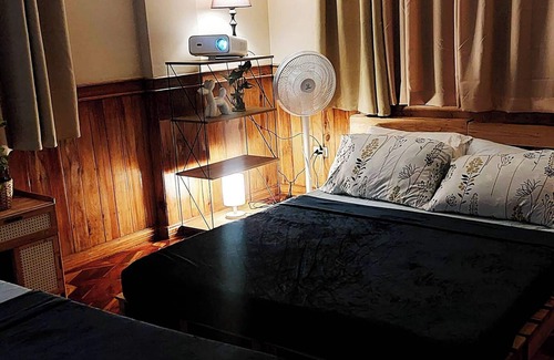 Baguio House | Room-guest Room 2A Transient Baguio Wifi