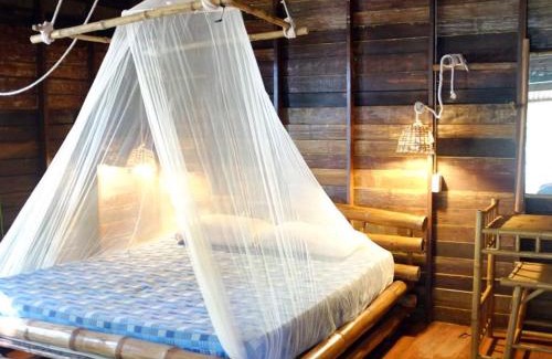 Nuea Khlong House | Room in Bungalow - Breathtaking Cottage of Koh Pu