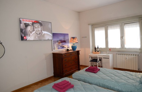 Tor di Quinto House | Room in Guest Room - Welcome to our Establishment We Will be Happy to Welcome you
