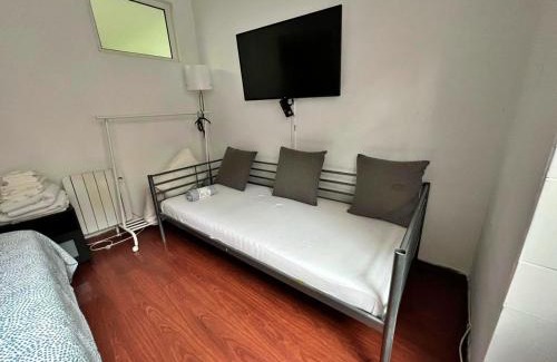 Carvoeira House | Room in Queluz 11 minutes from Lisbon