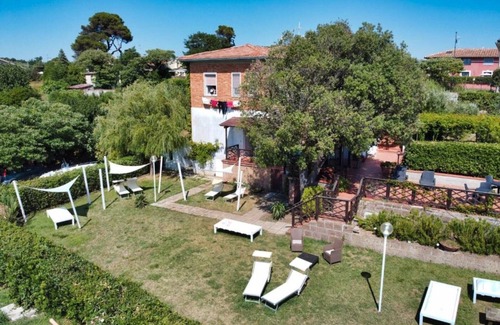 Castellaccio Apartment | Room 'Piccolo Paradiso - Camera 4' with Shared Terrace, Shared Garden and Wi-Fi