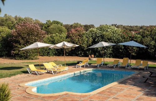 Cabeco de Vide Apartment | Room 'Quarto Duplo Com Casa De Banho Privativa 6' with Shared Pool, Wi-Fi and Air Conditioning