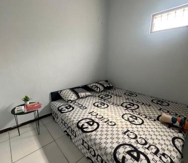 Kepanjen House | room tidak terserdia