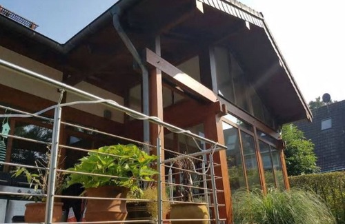 Roesrath Apartment | Room up to 4 people with bathroom and terrace just before Cologne/Messe