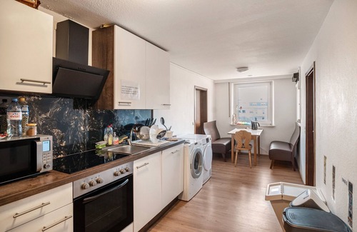 Berg Apartment | Room 'Zimmer 8' with Wi-Fi