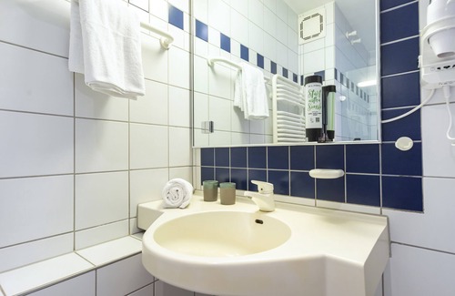 Waldkirchen Hotel | Roomingtons Karoli Waldkirchen