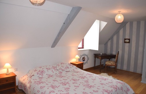 Leyritz-Moncassin House | ROOMS, Bordeaux region, wine route, thermal baths, cures.